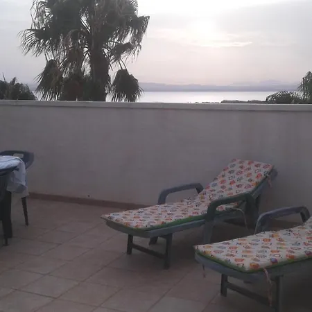 Casa Frente Al Rosa 3* טורבייחה